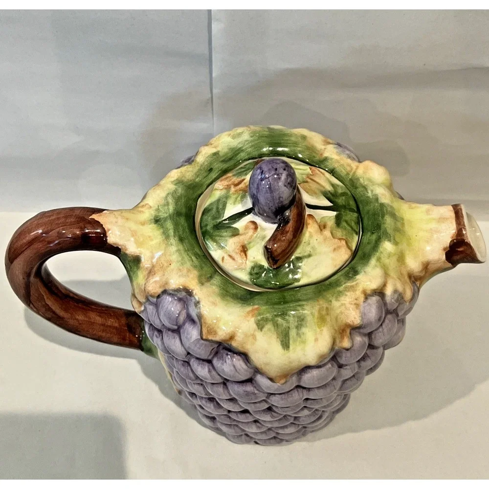 VTG‎ Majolica Grape-Vines Motif Ceramic Tea / Coffee Pot Portugal | Hand Painted